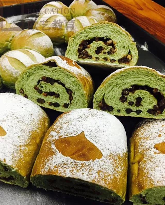 重庆欧艺培训学校告诉你抹茶乳酪软欧包的制作方法_腾讯新闻