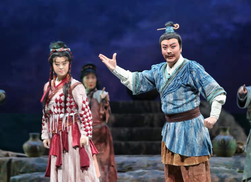 原创陇剧《大禹治水》兰州首演_腾讯新闻