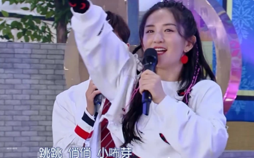 张杰演唱会首谈二胎小女儿，为小咘芽定制麦克风并表白：爱你一辈子