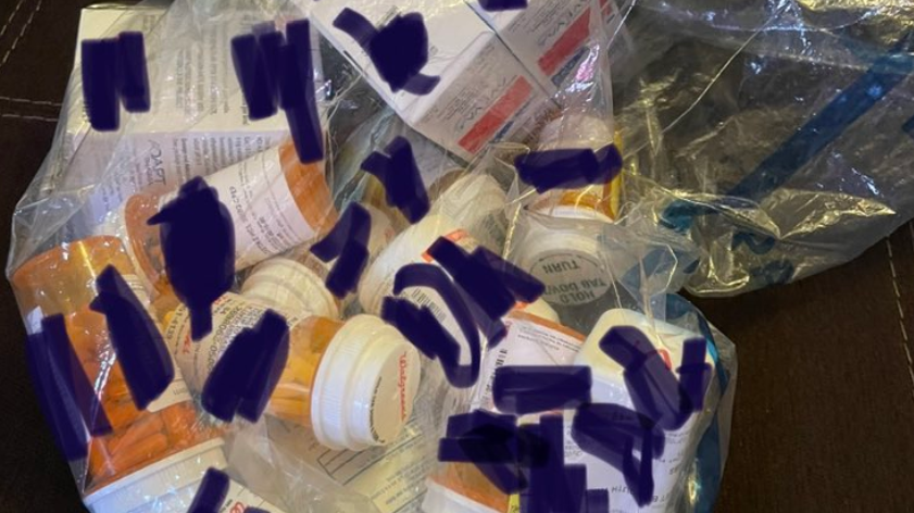 达好几周的物理治疗,并且每天得服用12种不同药物,让身心面临巨大考验