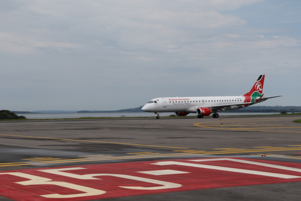 国际图文互动通讯中企助力乌干达恩德培国际机场升级改造