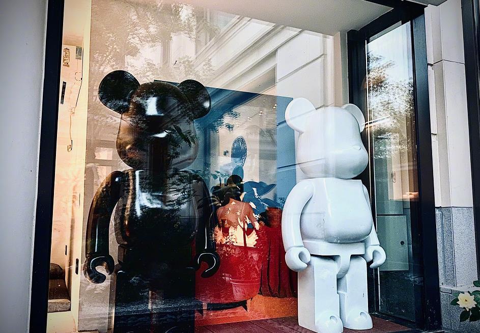 助理想顺走黄子韬家中的熊,得知最便宜的要5万多,瞬间崩溃失落