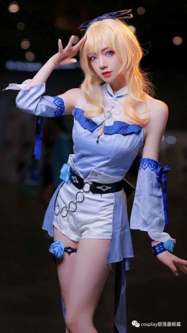 cos:成都世界线原神琴场照@龙冽