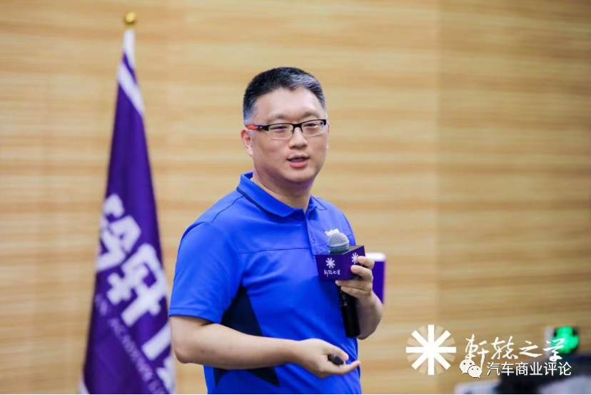 这次铃轩课堂所在地的上海延锋汽车饰件系统公司是学员莫毅服务的公司