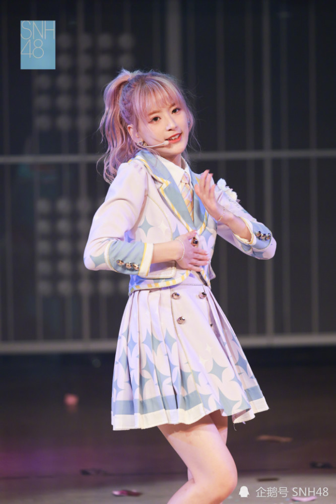 snh48林舒晴生日公演返图