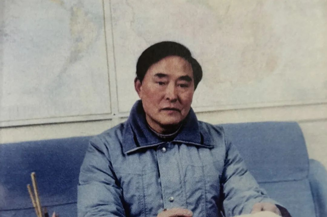 东台县委根据盐城地委的指示精神,上报有关县委书记沙金茂任职情况的