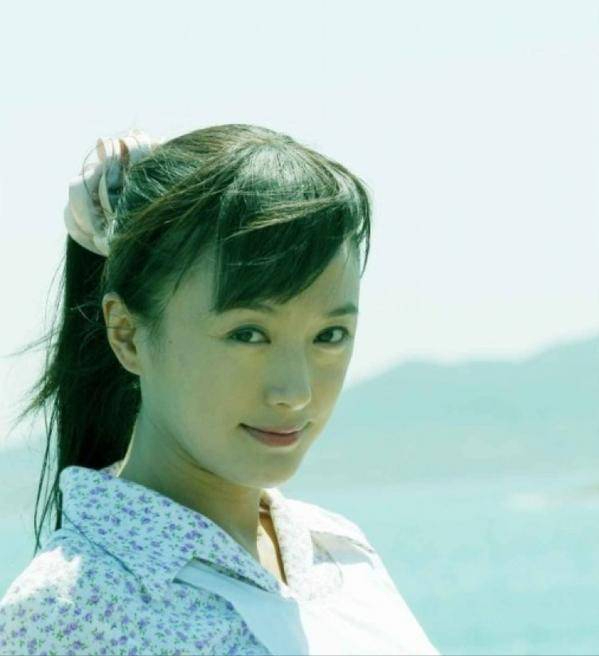 甩掉渣男42岁不结婚不生子的秦岚凭什么活得这么爽