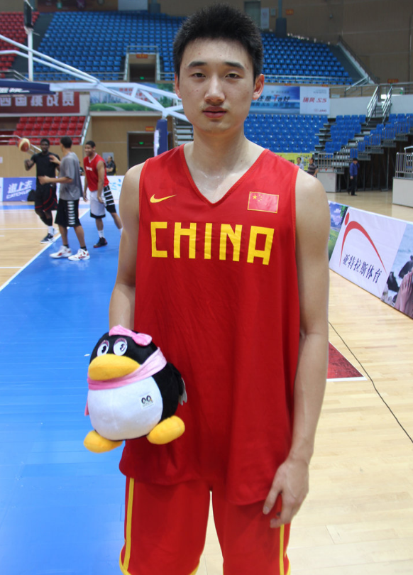 李京龙找回射手的心 他终可以不再不用活在父亲的阴影里