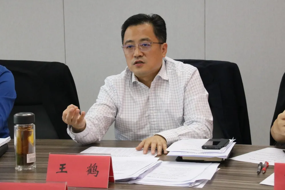 泰州海陵工业园区召开高质量发展考核指标点调会