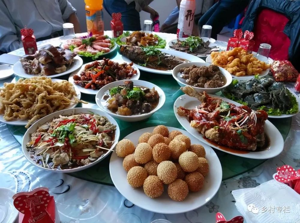 在农村吃酒席,有哪些习俗要注意