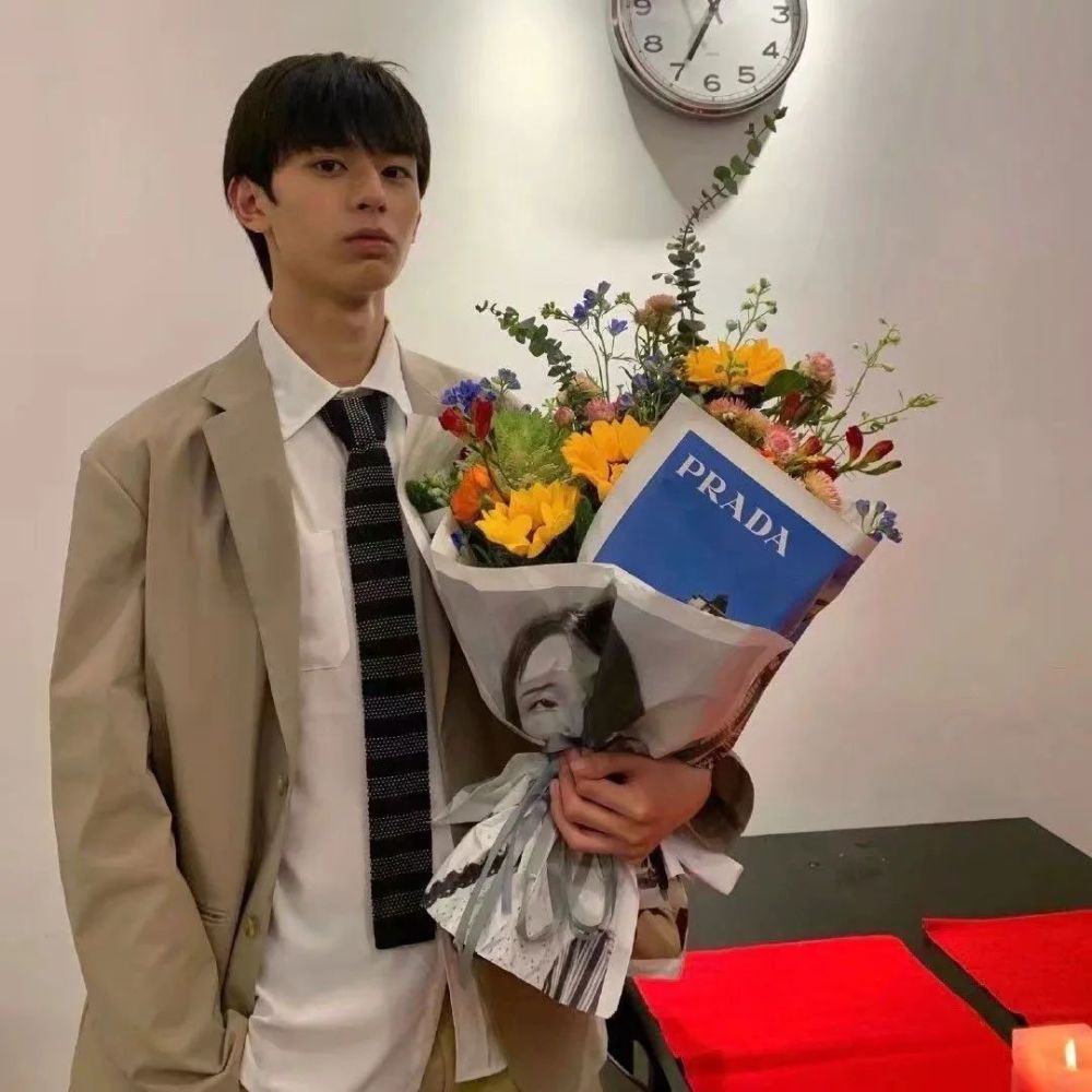 宝藏男头人和人太容易走散