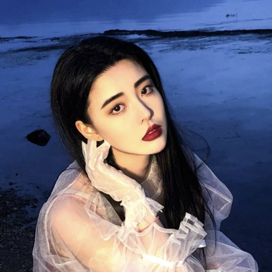 复古女头优雅永不过时