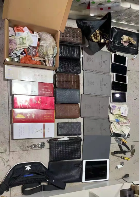 呼和浩特市一男子专偷街面商铺被抓