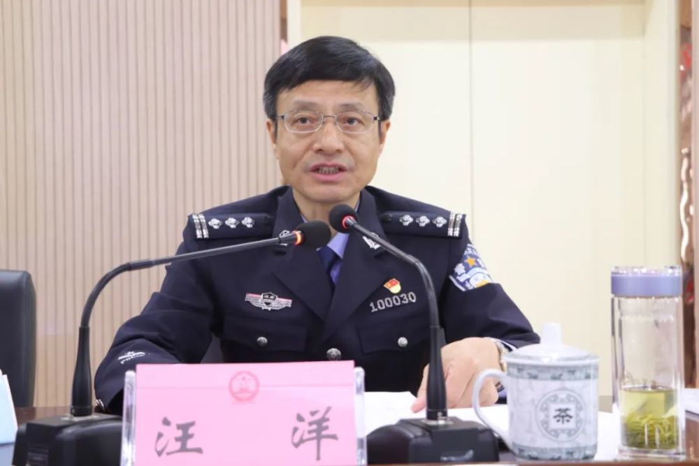 就如何贯彻落实此次会议精神, 周宏林同志要求: 一