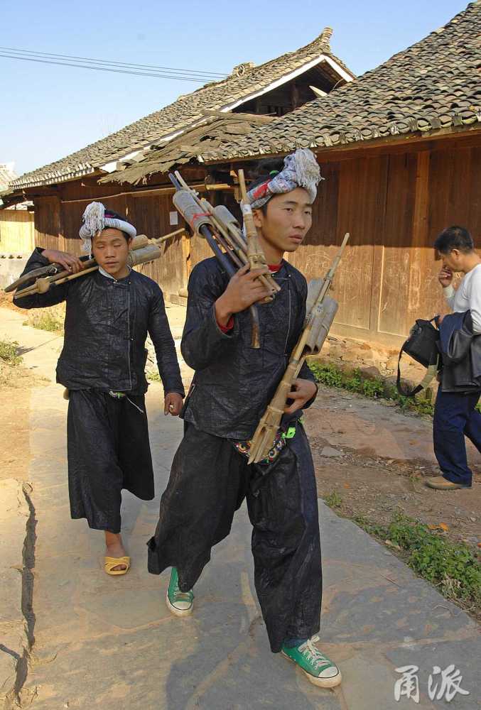 行摄天下|走寻世界唯一的枪手部落——岜沙