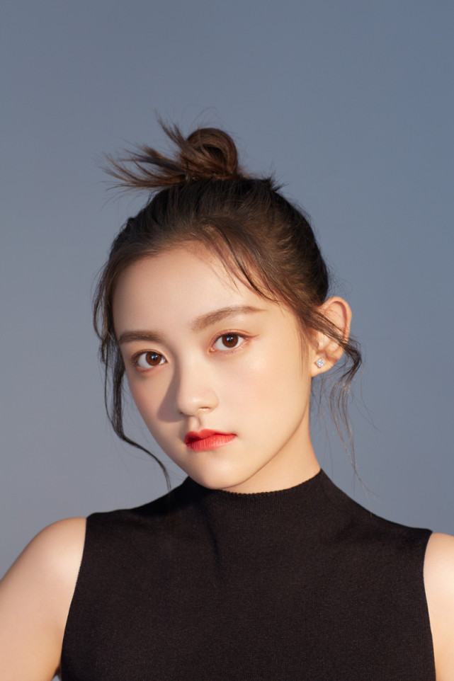 屠芷莹《八角亭谜雾》《嘿,你大事很妙》双剧热播 展现极强可塑性