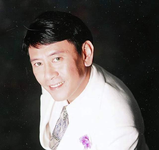 歌在人心香港著名歌手罗文肝癌病逝19周年周慧敏晒珍贵视频悼念