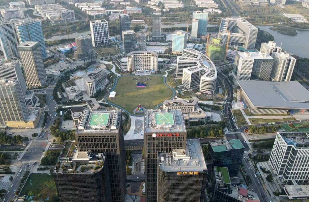 郑州:智慧岛秋天的美,您看过吗?_腾讯新闻