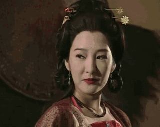 别用"卖肉"尬演妩媚和风情了,4位演员告诉你,什么叫媚骨天成