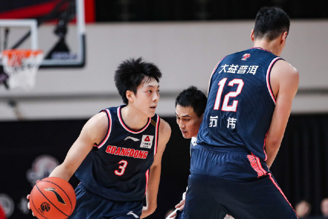 杜锋 CBA不可思议一幕！广东赢球排名却连跌3位 杜锋这下看不懂了吧