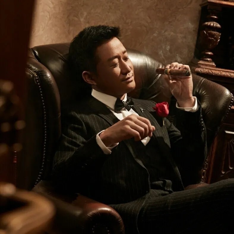 爱豆特辑吴京头像壁纸