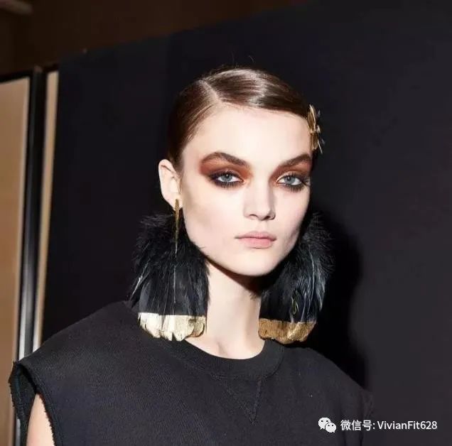 加贺真理子年轻时的颜值有多绝 凭 昭和妆 惊艳了整个美妆界 腾讯新闻