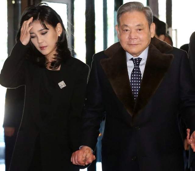 李富真为什么喜欢穷保安任佑宰三星长公主给保安多少分手费