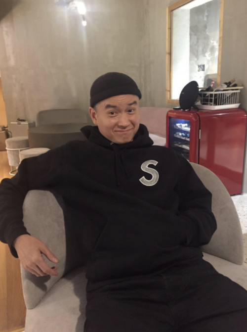 有门互动八周年盛典回顾董事长兼创始人康笑力争上游