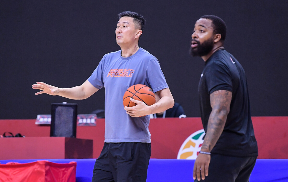 cba 杜锋及时雨，宏远17岁天才中锋徐昕驰援，CBA亮相时间敲定