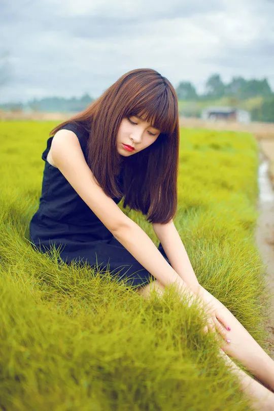 怎麼跟內向女孩搞對象女生對你有好感的徵兆是什麼