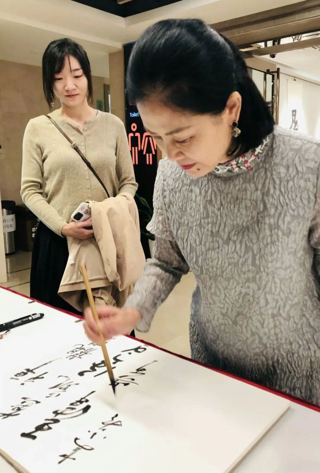 最现场屈铁齐剑南先生逝世三周年纪念展