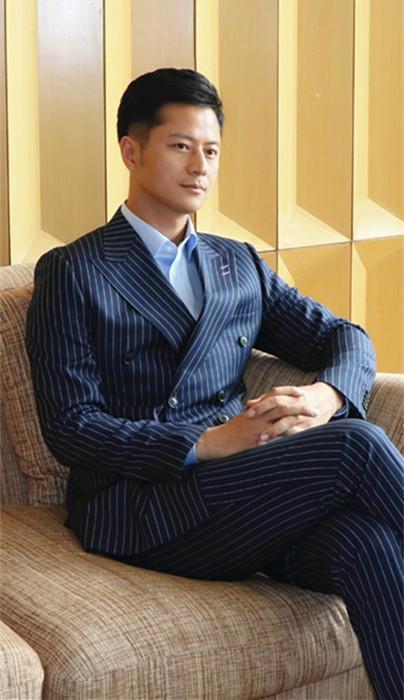 火红年华聚焦三线建设专访林江国拍现实主义题材更有成就感