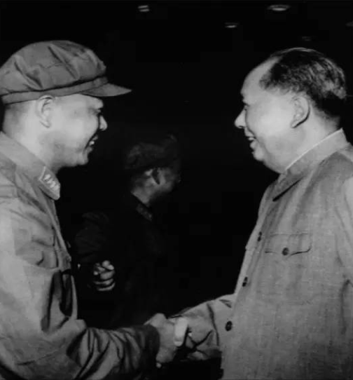 岳振华解放军唯一一位大校营长全聚德师傅给全营做一个月烤鸭