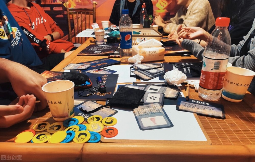 爆红的剧本杀生意,何以能够迷住这代年轻人?_腾讯新闻