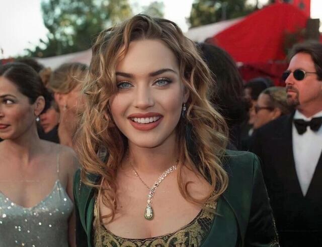 《泰坦尼克号》幕后:小李子最初不想出演杰克,看到肥温后就认了