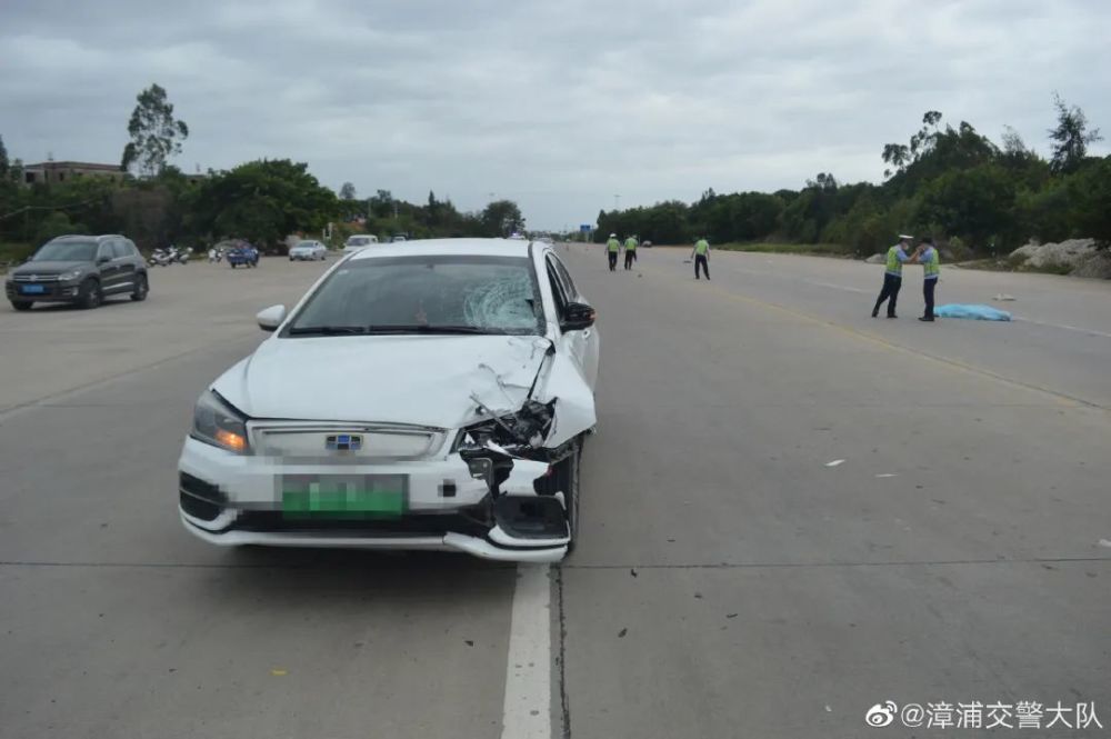 霞美发生一起交通事故,致一人死亡