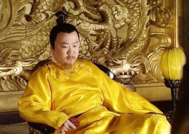 唐中宗李显,原名叫李哲,是一代女皇武则天的第三子,他的同胞大哥李弘