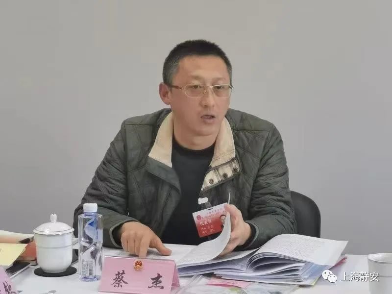 履职期间,蔡杰积极参加各类集中视察,集中联系社区,监督调研等活动