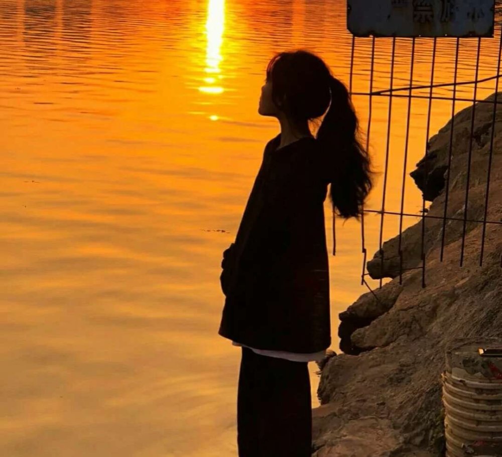 ins微丧意境女头