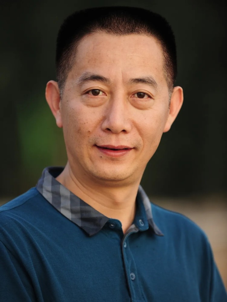 漫画家王龙飞:结缘40年,再画40年