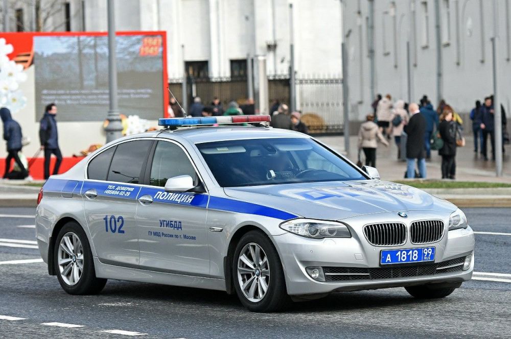 九国警车盘点,土豪国果然不一样_腾讯新闻