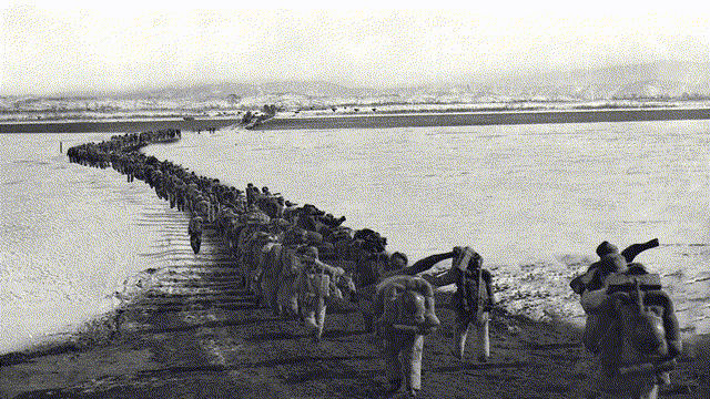 新华全媒丨英雄的壮歌71年前他们跨过鸭绿江