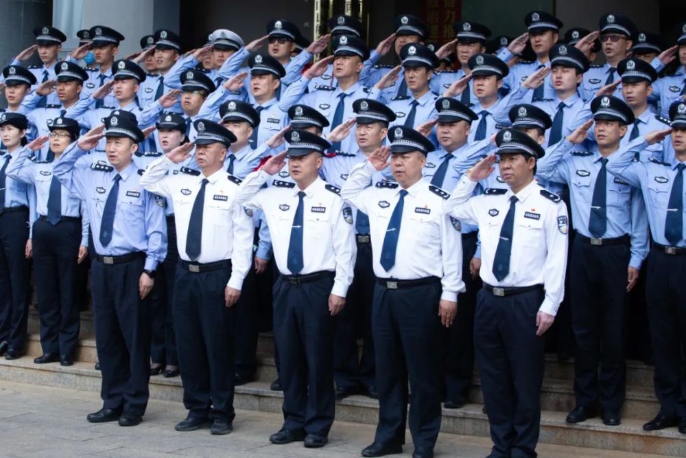 云南机场公安第二批队伍教育整顿亮点纷呈