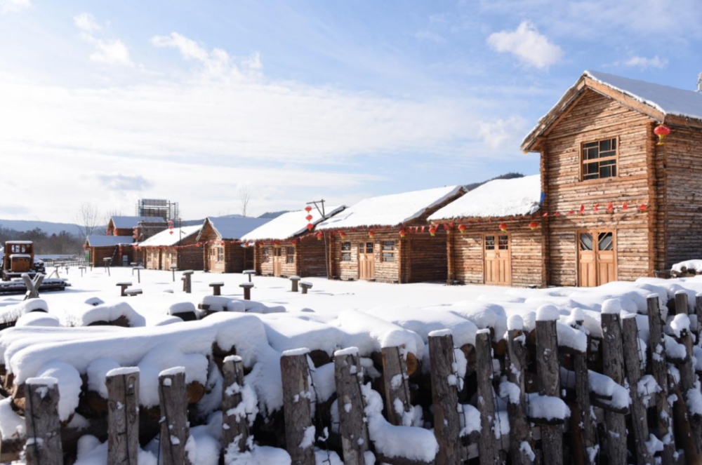 银雪盛赞:10月中旬,在敦化老白山雪村聆听冬日恋歌的前奏