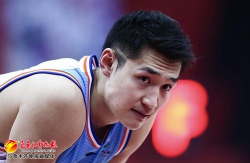 新疆男篮刘力鹏因伤报销赛季球队外线投手匮乏