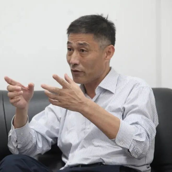 01市委党校常务副校长胡仕圣对实践课程提出指导建议02省委党校教授陈