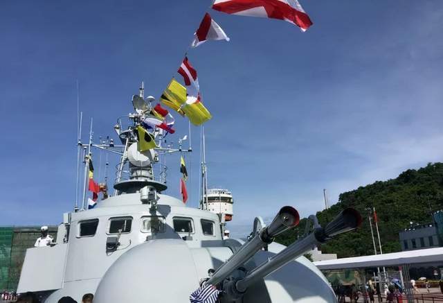 037ii型导弹护卫艇:774廉江艇曾被撞成两截,导致艇员死伤的悲剧