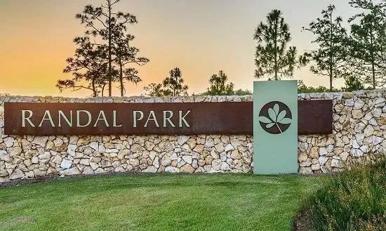 美翻了logo景墙集,让你一次看个够