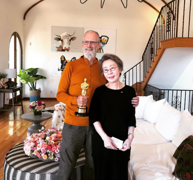 卢靖姗71岁演员父亲去世,曾和成龙,李小龙合作