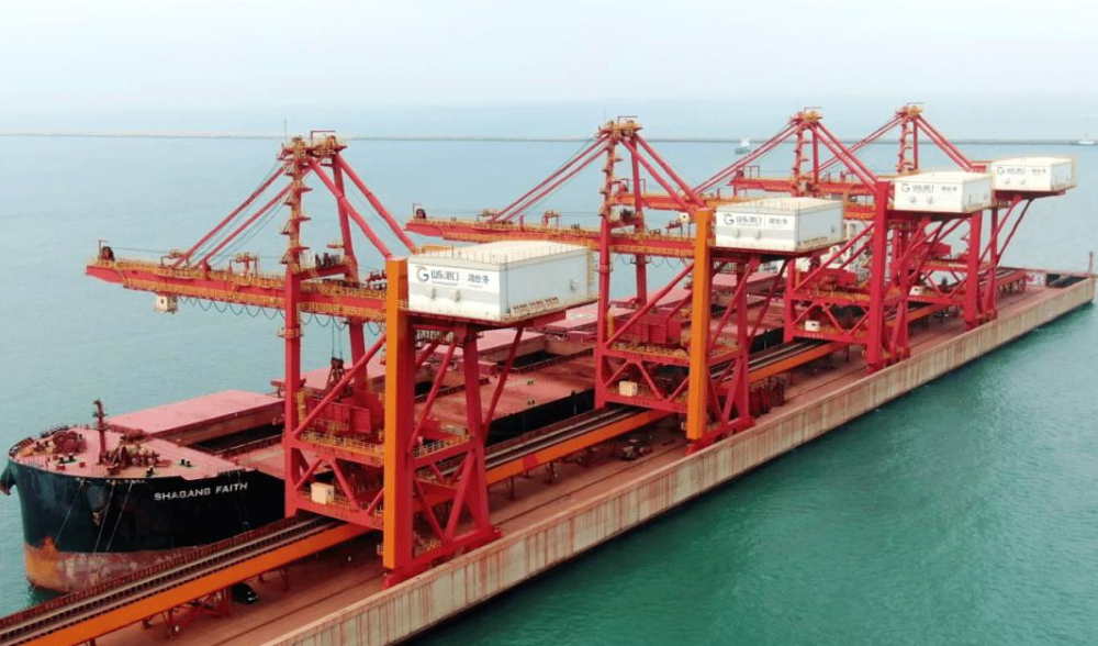 8亿斤铁矿石,一次性从巴西运回?中国这艘海上巨无霸,有多牛?